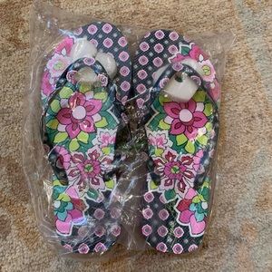 Vera Bradley flip flops brand new size medium